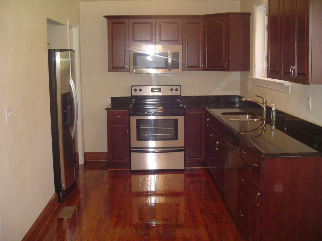 3521 Pinevale Road Roanoke, VA 24018 - Photo 10 of 27 Kitchen