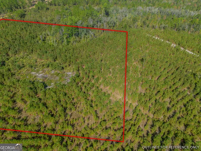 a view of an outdoor space with a lake view