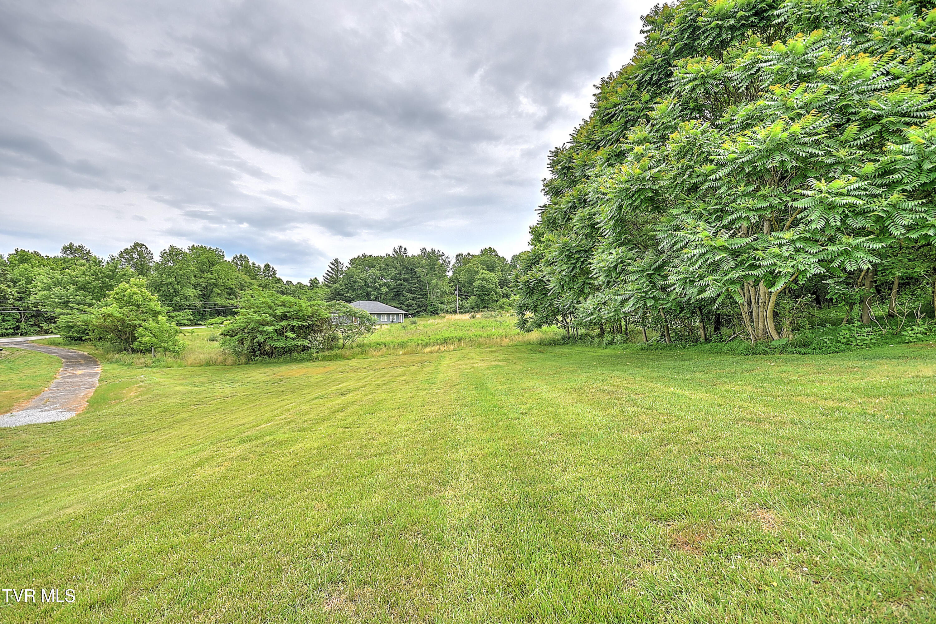 1091 Shipley Ferry Road Blountville, TN 37617 - Photo 52 of 55 1001 Shipley Ferry CP-55