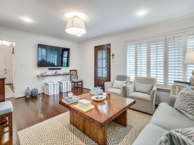 6249 Sudbury Drive Dallas, TX 75214 - Photo 4 of 13