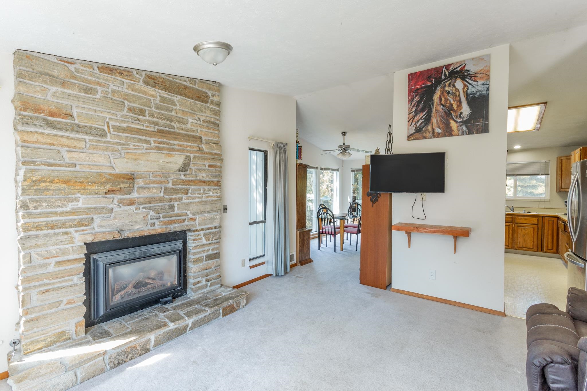 3228 South Robie Road Spokane Valley, WA 99206 - Photo 5 of 26