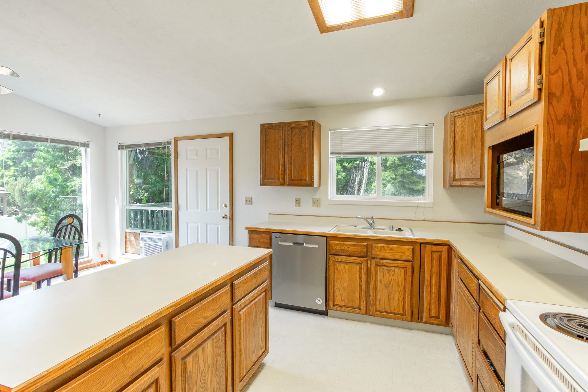3228 South Robie Road Spokane Valley, WA 99206 - Photo 10 of 26
