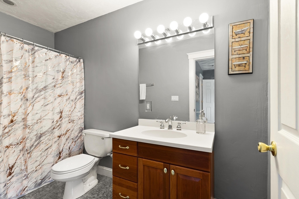 239 Judge Road Lynn, MA 01904 - Photo 20 of 26 Gallery Image 20