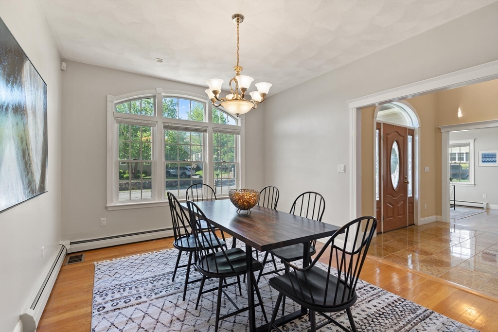 239 Judge Road Lynn, MA 01904 - Photo 4 of 26 Gallery Image 4