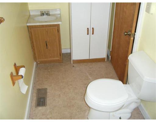 204 Town Hill Road Middlefield, MA 01243 - Photo 8 of 12