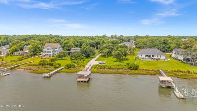 $329,000 | 26 West Scarborough Court, Hampstead, NC 28443