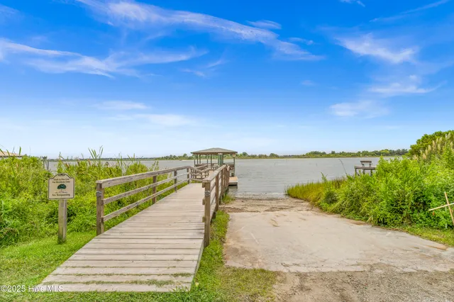 $329,000 | 26 West Scarborough Court, Hampstead, NC 28443