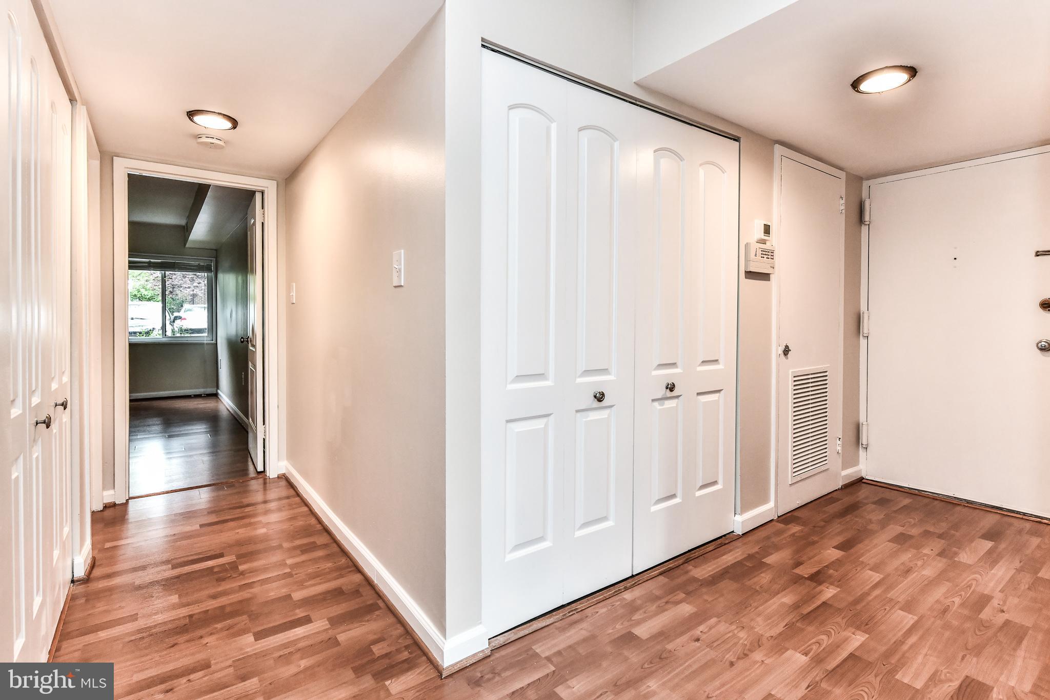 1434 Northgate Square, Unit 2 Reston, VA 20190 - Photo 7 of 19 Gallery Image 7