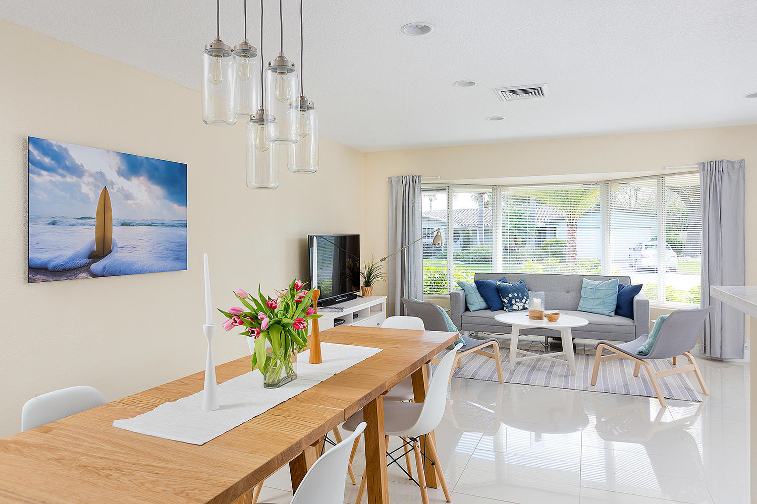 2741 Northeast 40th Court Lighthouse Point, FL 33064 - Photo 16 of 44 15_Dining_Living2