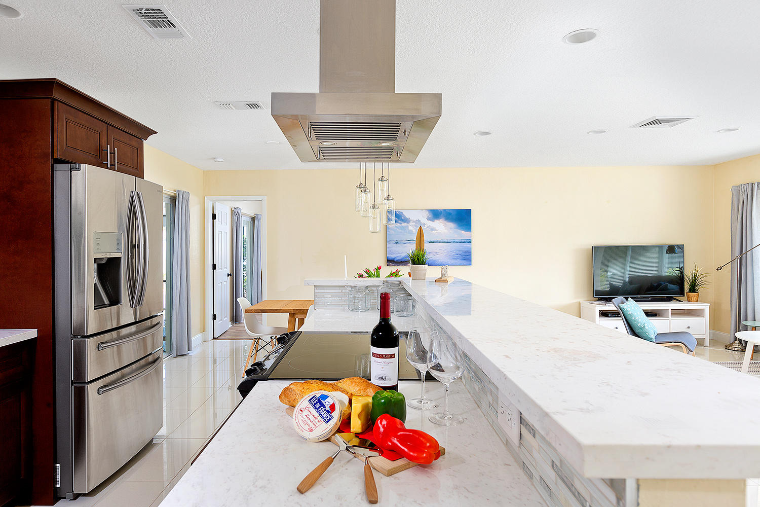 2741 Northeast 40th Court Lighthouse Point, FL 33064 - Photo 22 of 44 21_Kitchen1