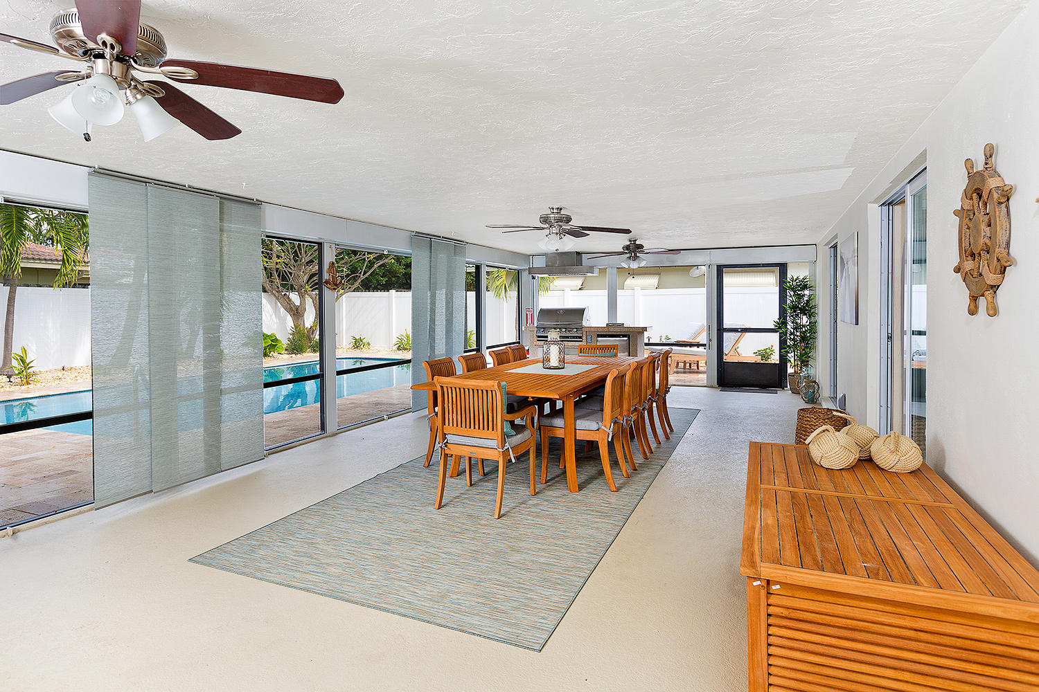 2741 Northeast 40th Court Lighthouse Point, FL 33064 - Photo 37 of 44 36_Sunroom_1