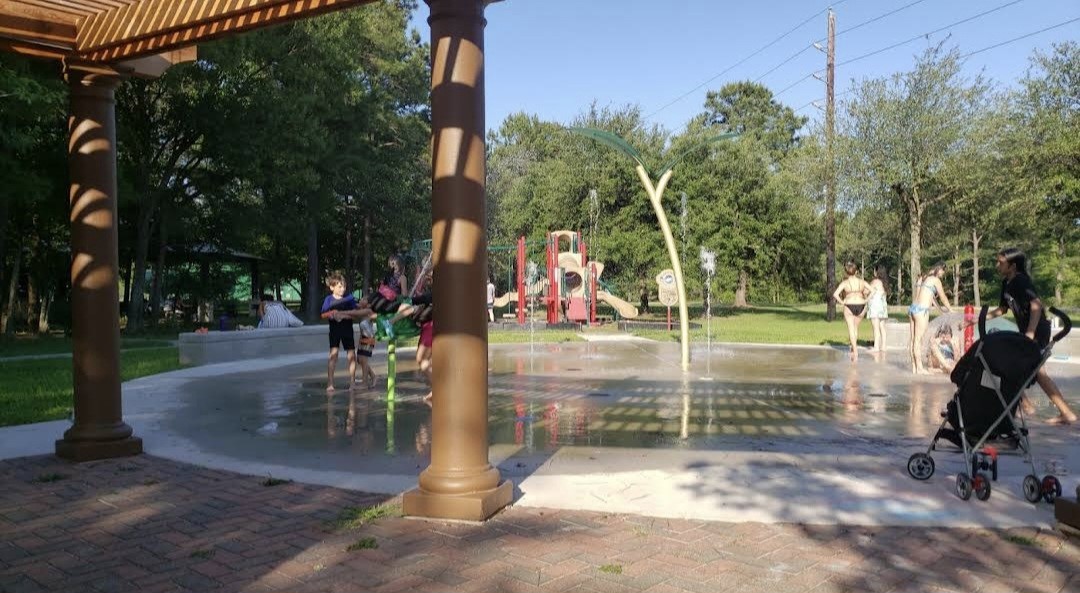 23311 Leafstone Lane Spring, TX 77373 - Photo 33 of 35 Walking distance splash pad.