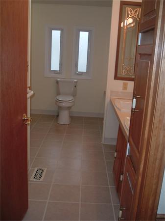 37 Castle Road Attleboro, MA 02703 - Photo 15 of 19 Gallery Image 15
