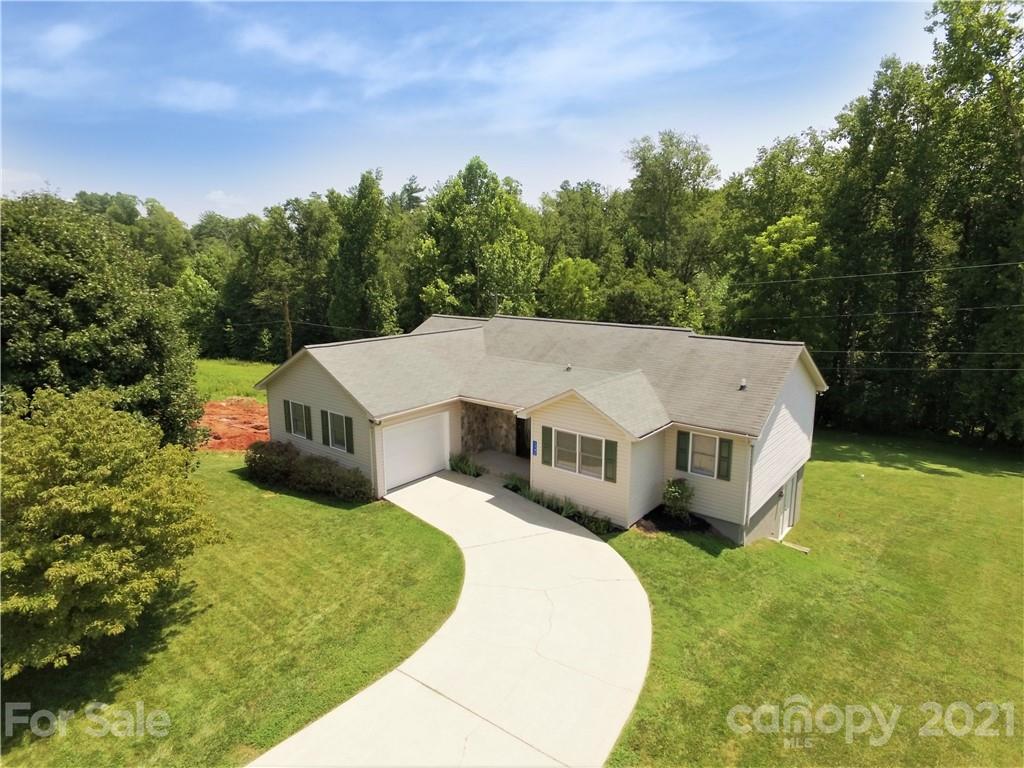 1701 Greenbrooke Road Hudson, NC 28638 - Photo 2 of 47 Gallery Image 2