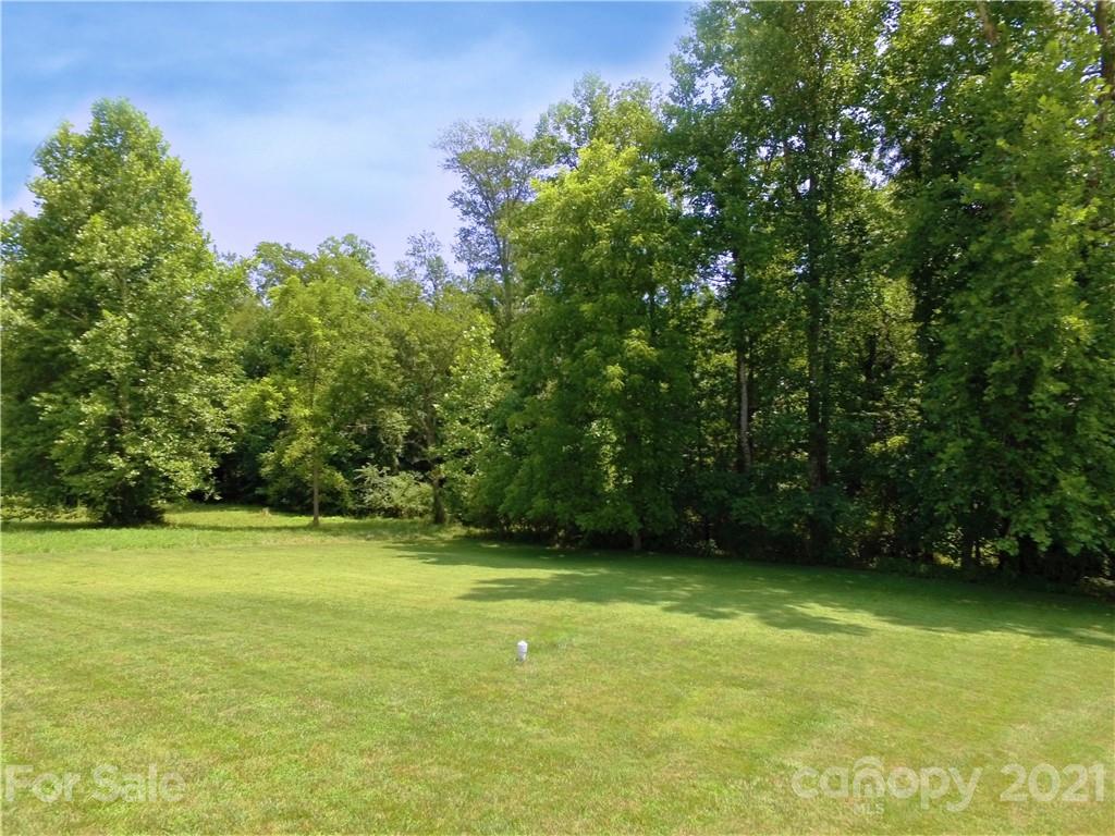 1701 Greenbrooke Road Hudson, NC 28638 - Photo 4 of 47 Gallery Image 4
