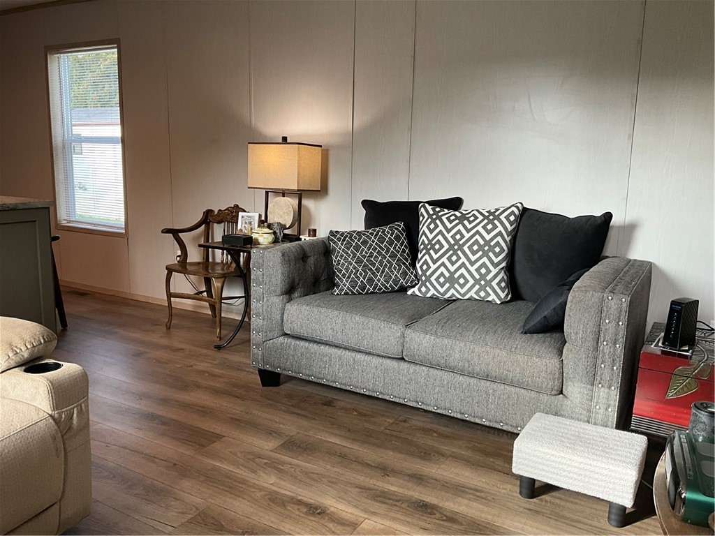 47 Mahl Loop Moravia, NY 13118 - Photo 3 of 21 Living room