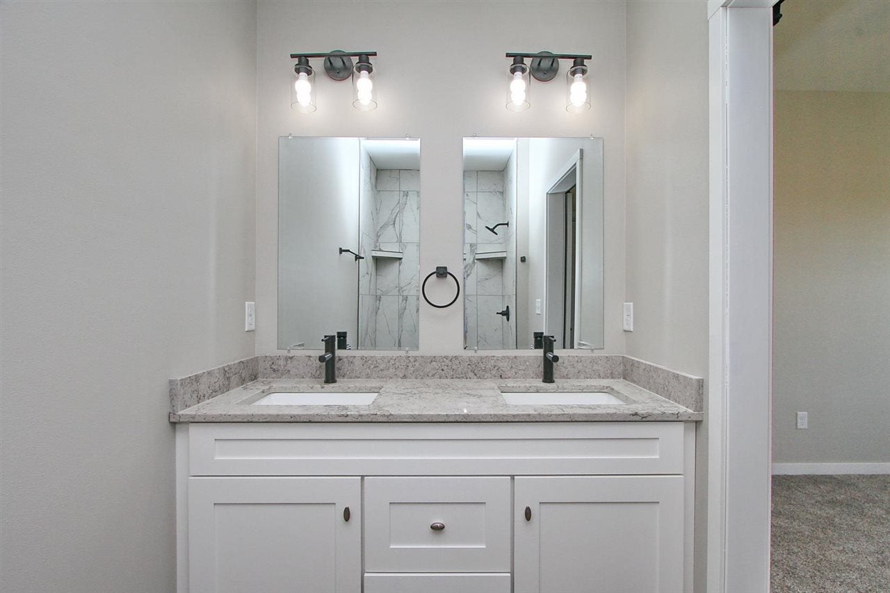 105 Cherry Lane Riverside, IA 52327 - Photo 21 of 35 Gallery Image 21