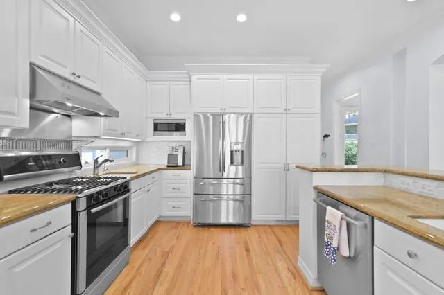 $1,150,000 | 1207 North Shore Drive, Clear Lake Shores, TX 77565