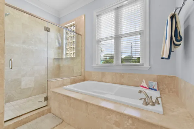 $1,150,000 | 1207 North Shore Drive, Clear Lake Shores, TX 77565