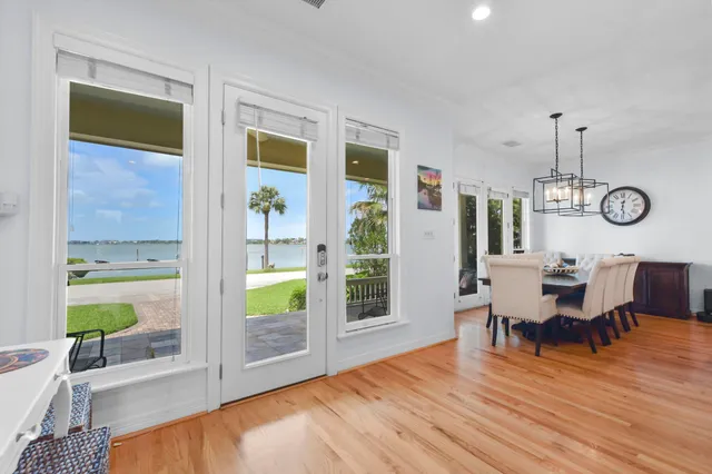 $1,150,000 | 1207 North Shore Drive, Clear Lake Shores, TX 77565