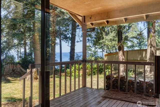 $799,000 | 2140 Inverness Way, Coupeville, WA 98239