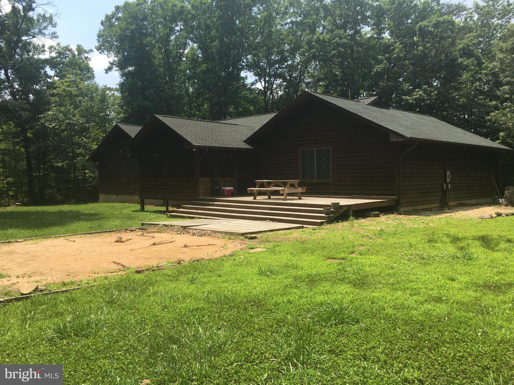 10233 Old Lawyers Road Rhoadesville, VA 22542 - Photo 2 of 20 Exterior (Rear)