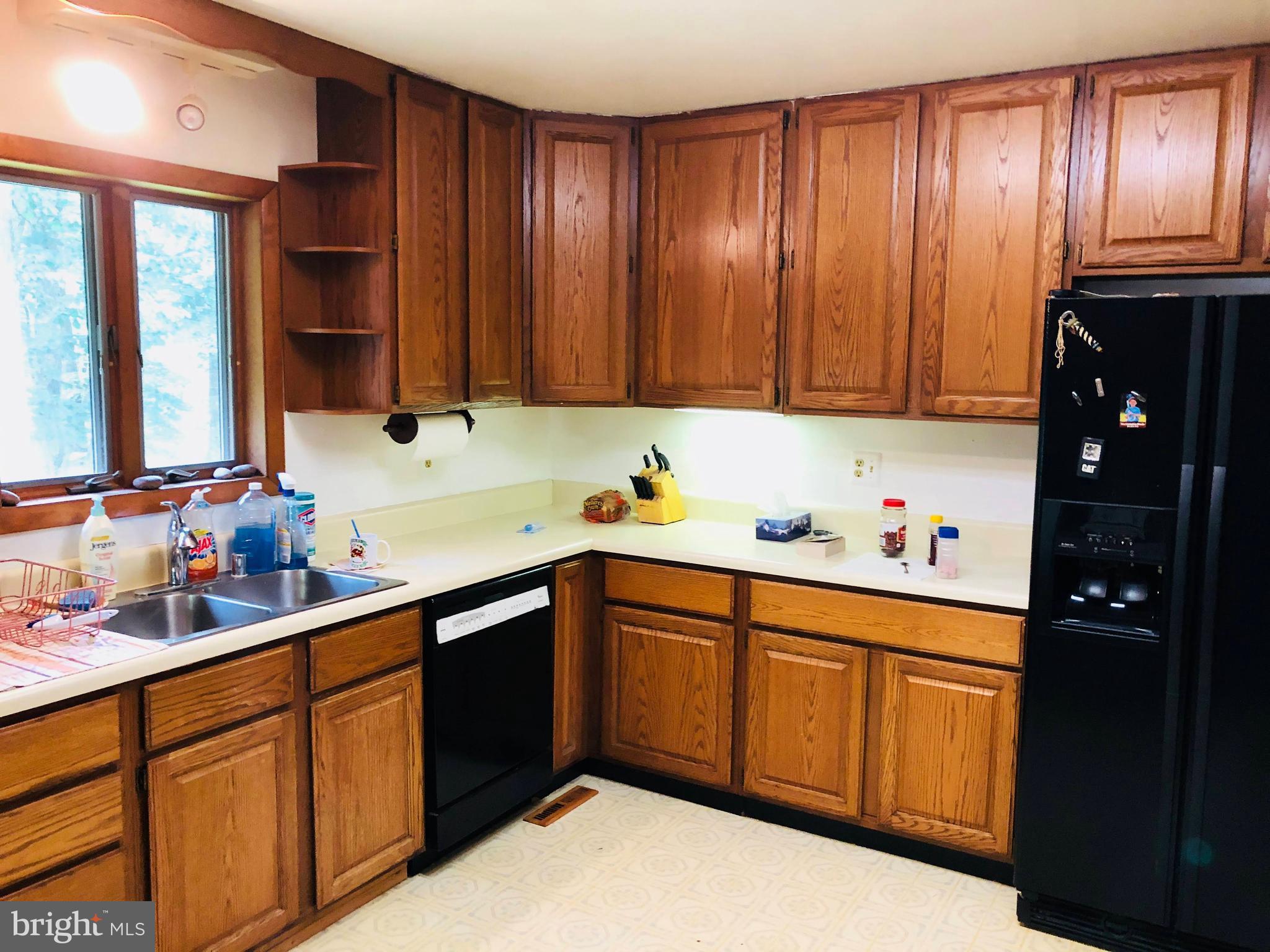 10233 Old Lawyers Road Rhoadesville, VA 22542 - Photo 13 of 20 Kitchen