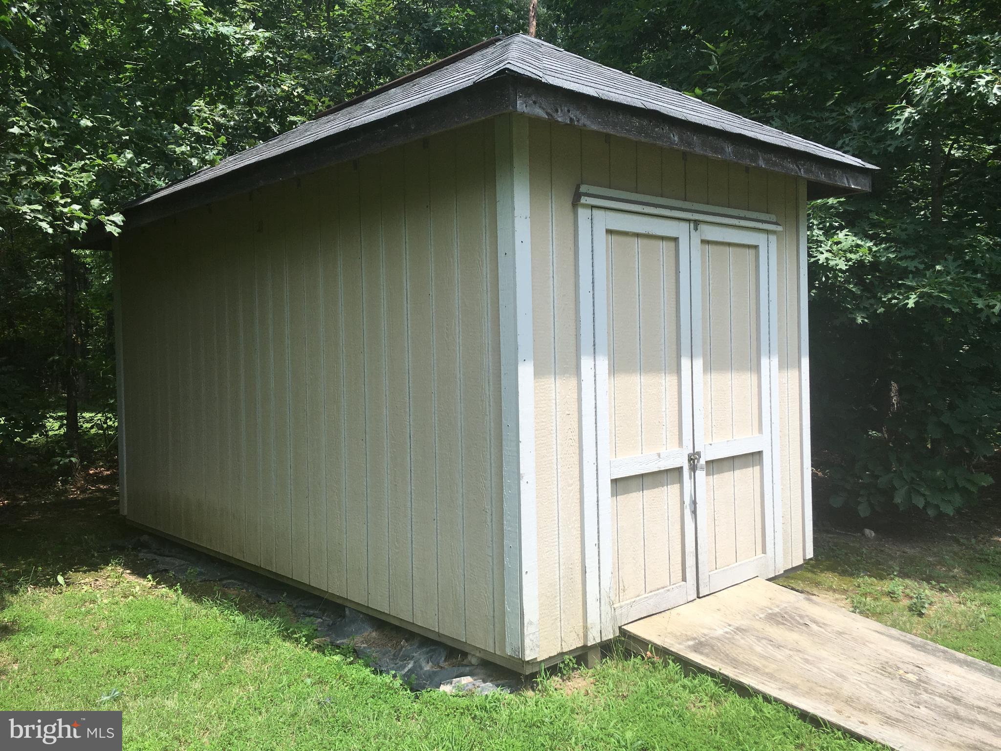 10233 Old Lawyers Road Rhoadesville, VA 22542 - Photo 20 of 20 Exterior (General)