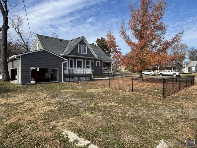 $319,000 | 620 Pearl Street, Cottonwood Falls, KS 66845
