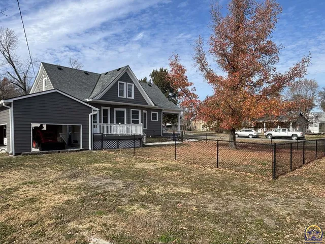 $319,000 | 620 Pearl Street, Cottonwood Falls, KS 66845