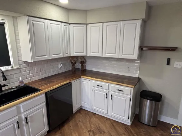 $289,000 | 620 Pearl Street, Cottonwood Falls, KS 66845