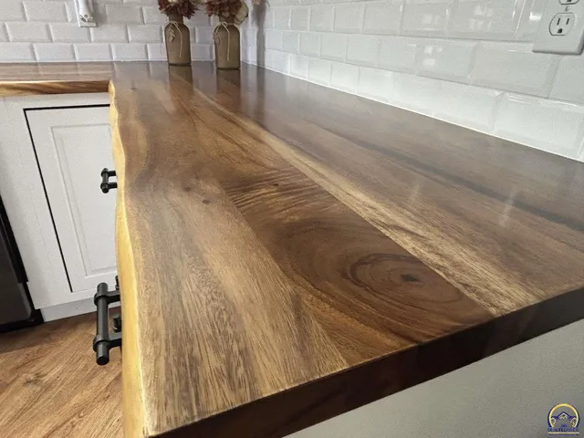 $319,000 | 620 Pearl Street, Cottonwood Falls, KS 66845