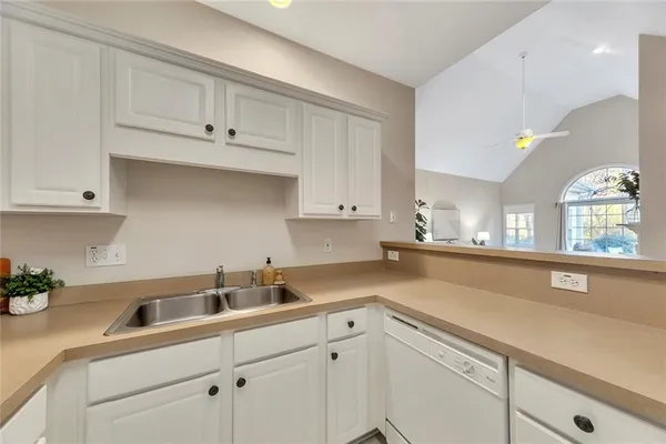 $325,000 | 1430 Settlers Walk Way, Marietta, GA 30060
