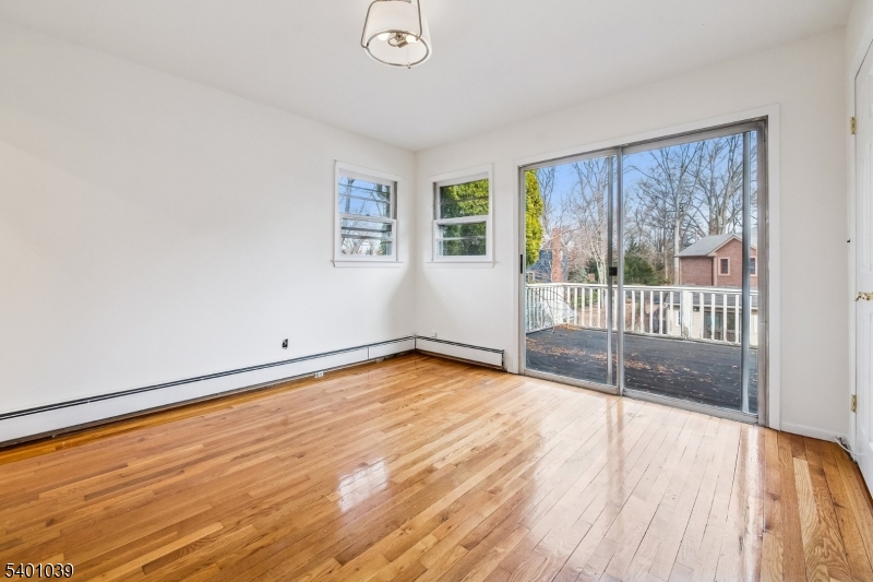 13 Evergreen Avenue Springfield, NJ 07081 - Photo 12 of 35