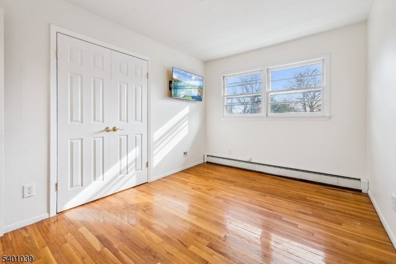 13 Evergreen Avenue Springfield, NJ 07081 - Photo 16 of 35