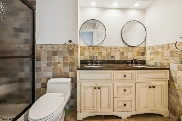 $765,000 | 13 Evergreen Avenue, Springfield, NJ 07081