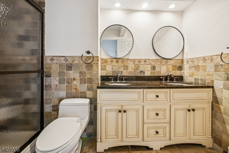 13 Evergreen Avenue Springfield, NJ 07081 - Photo 18 of 35