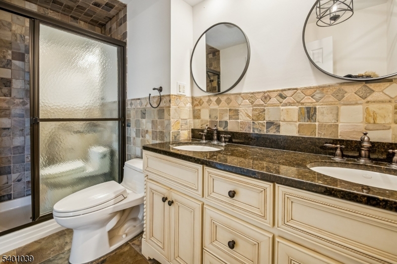 13 Evergreen Avenue Springfield, NJ 07081 - Photo 19 of 35