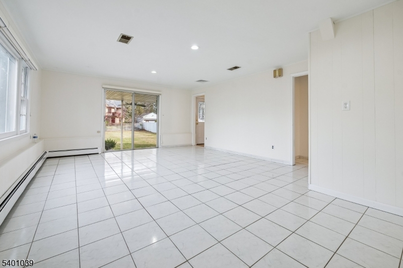 13 Evergreen Avenue Springfield, NJ 07081 - Photo 24 of 35