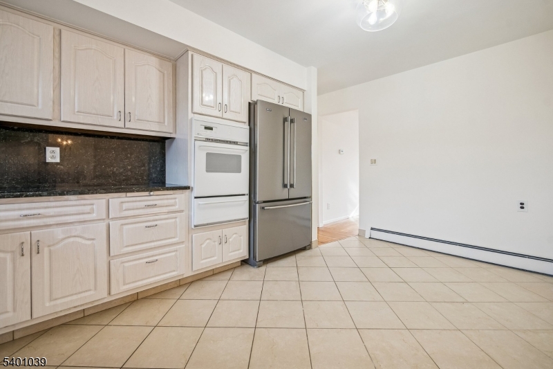 13 Evergreen Avenue Springfield, NJ 07081 - Photo 3 of 35