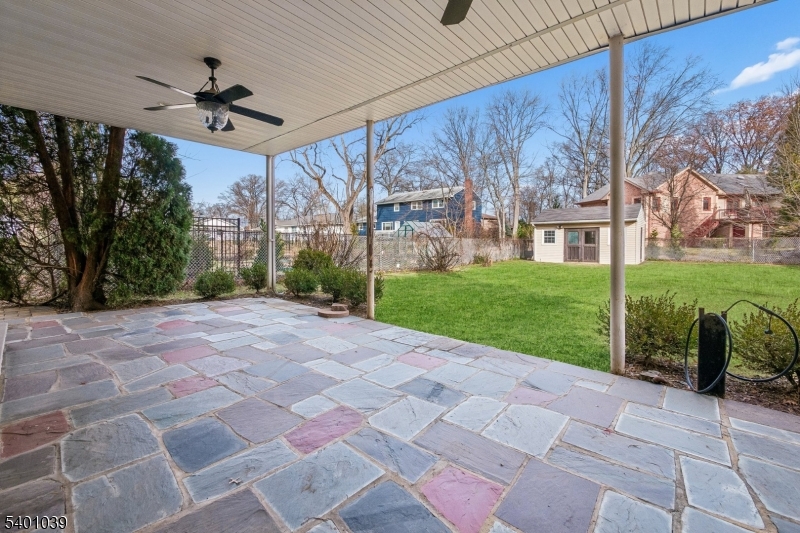 13 Evergreen Avenue Springfield, NJ 07081 - Photo 31 of 35