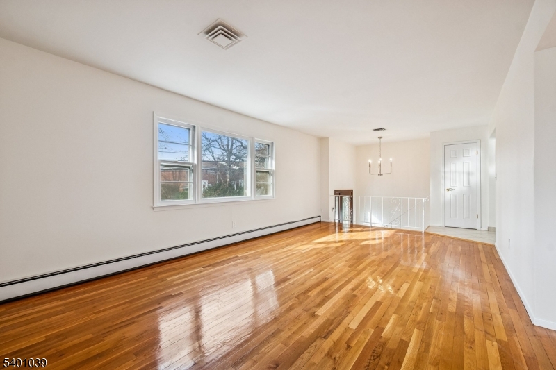 13 Evergreen Avenue Springfield, NJ 07081 - Photo 7 of 35