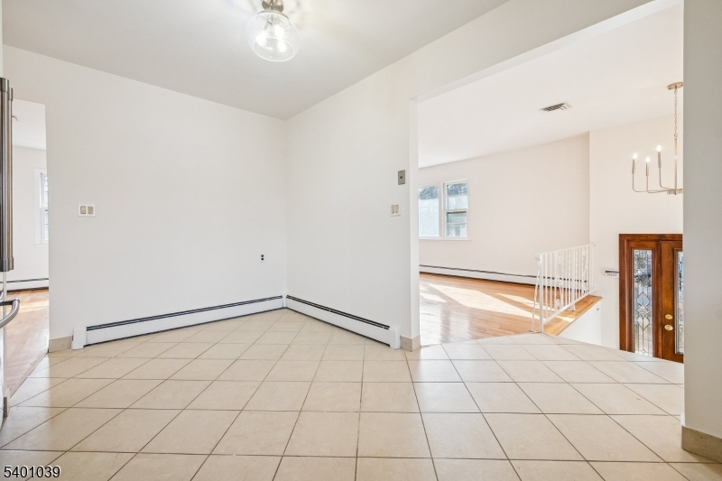 13 Evergreen Avenue Springfield, NJ 07081 - Photo 9 of 35