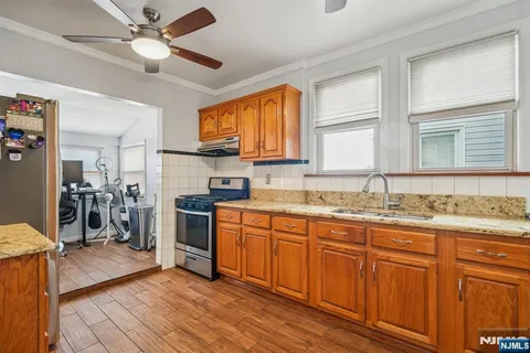 $470,000 | 246 North 9th Street, Newark, NJ 07107