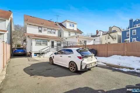 $470,000 | 246 North 9th Street, Newark, NJ 07107