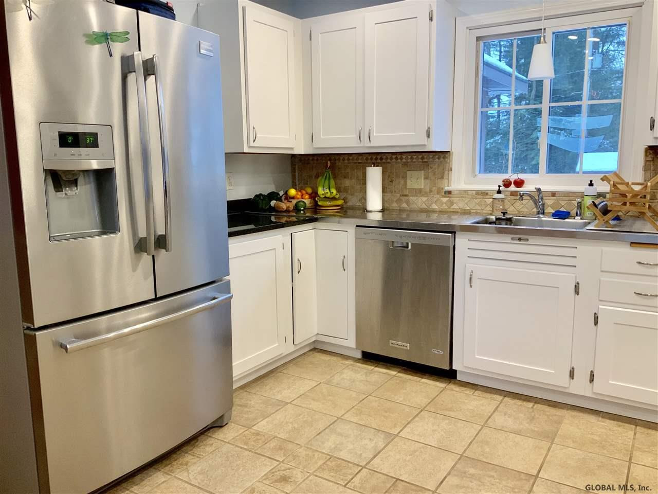 6 Clarkson Road Bethlehem, NY 12054 - Photo 12 of 35 Photo 13