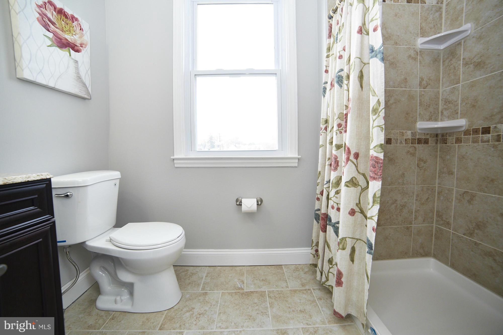 9200 Avondale Road Baltimore, MD 21234 - Photo 22 of 30 Bath (Master)