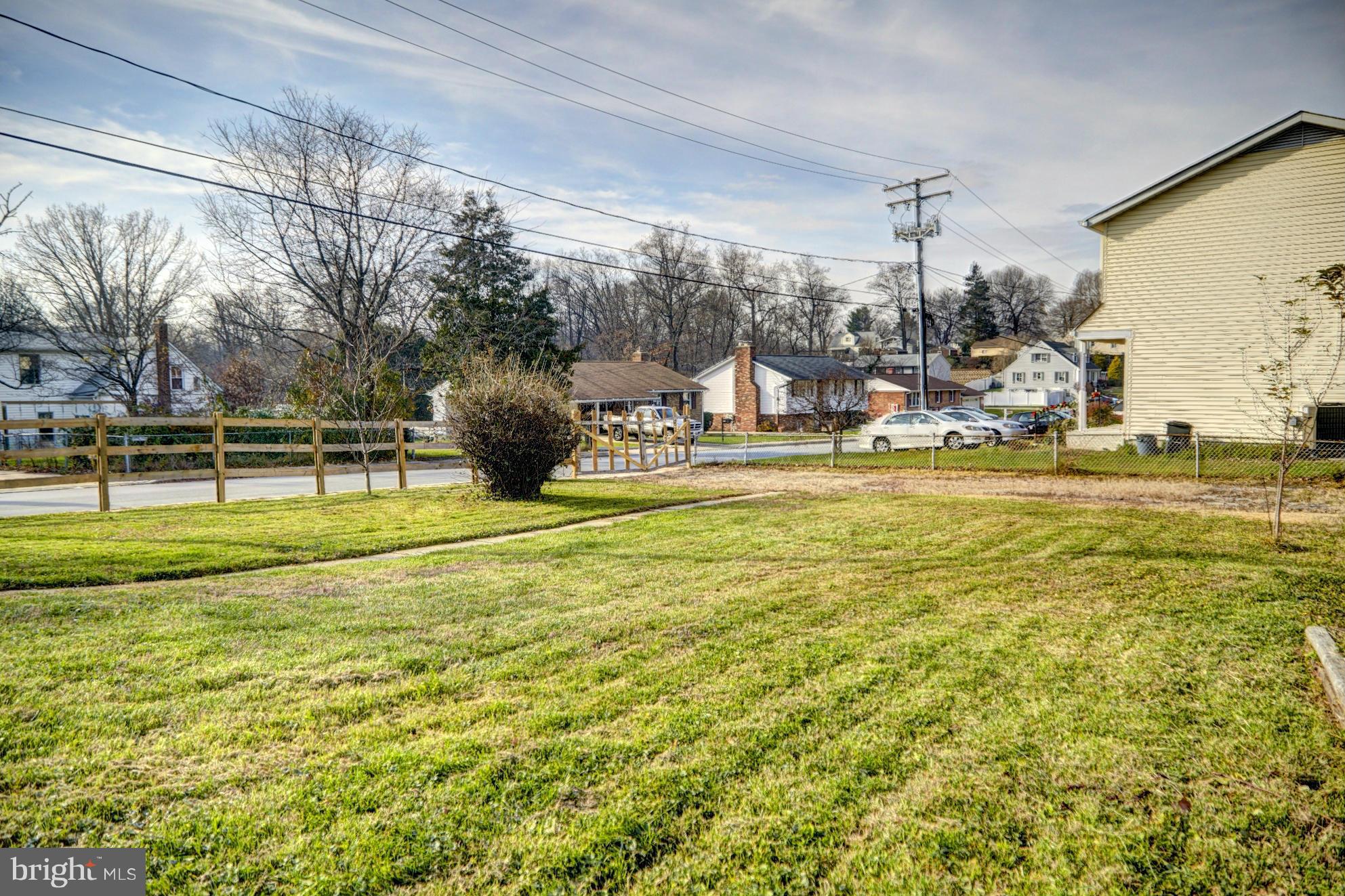 9200 Avondale Road Baltimore, MD 21234 - Photo 30 of 30 Large Fenced Yard!