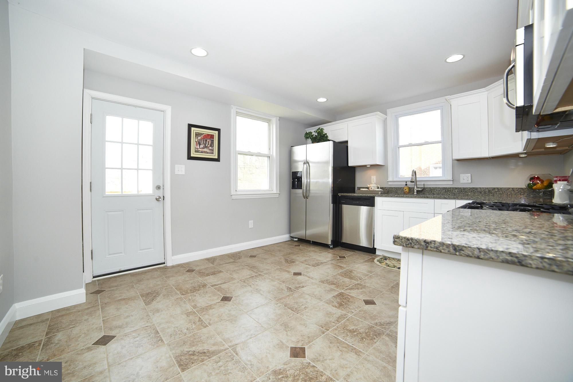 9200 Avondale Road Baltimore, MD 21234 - Photo 10 of 30 Kitchen