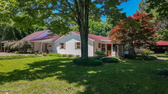 $594,900 | 3501 Highway 305, Hernando, MS 38632